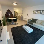 Gezellig Modern Appartement Met Optie Garagebox En In De Buurt Van Strand, Winkels En Restaurants